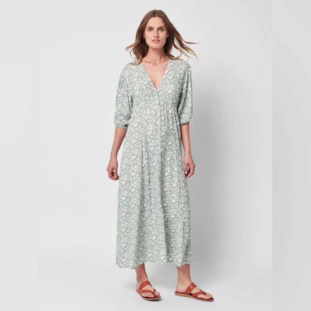 Faherty size large NWT Havana dress in design echo smoke floral